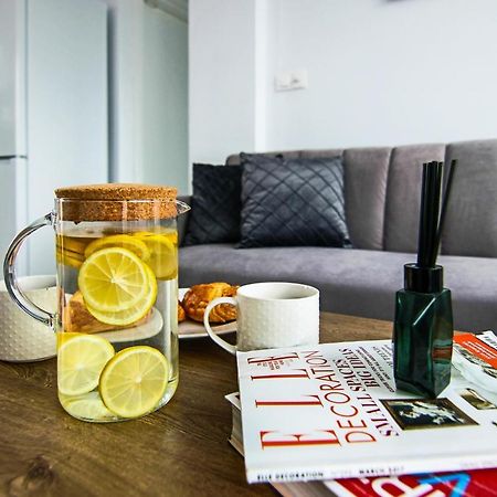 パ フォスPhaedrus Living - Seaside Executive Flat Harbour 204アパートメント エクステリア 写真