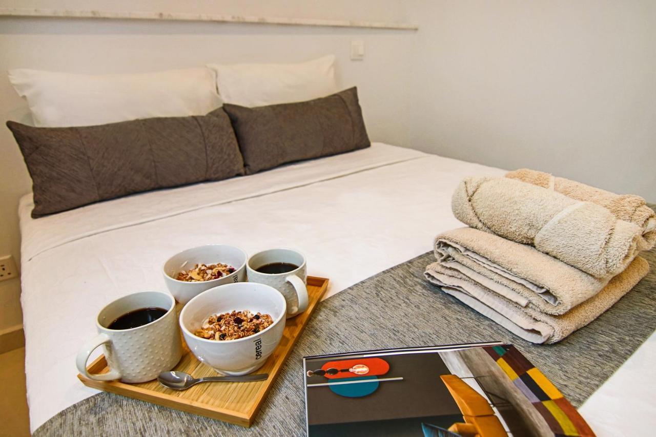 パ フォスPhaedrus Living - Seaside Executive Flat Harbour 204アパートメント エクステリア 写真