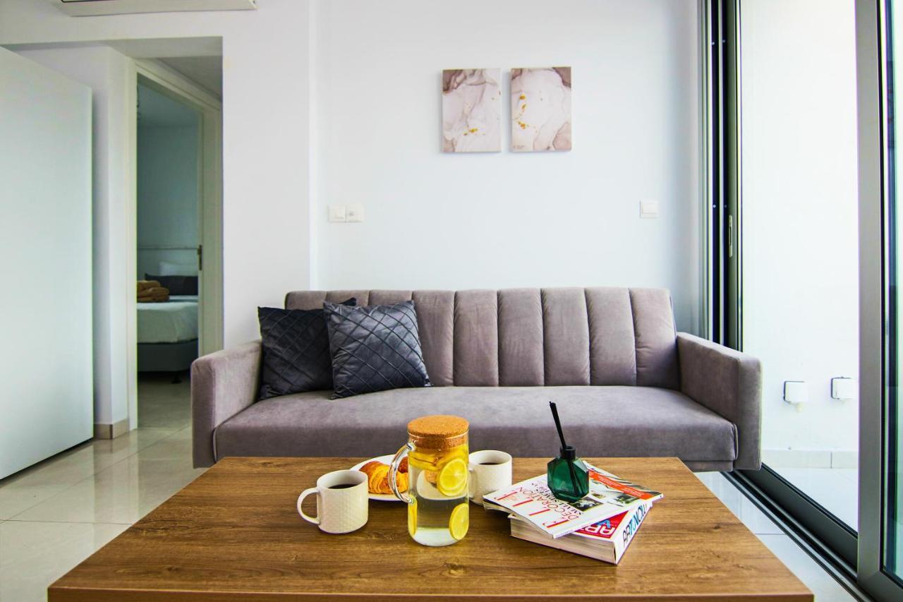 パ フォスPhaedrus Living - Seaside Executive Flat Harbour 204アパートメント エクステリア 写真